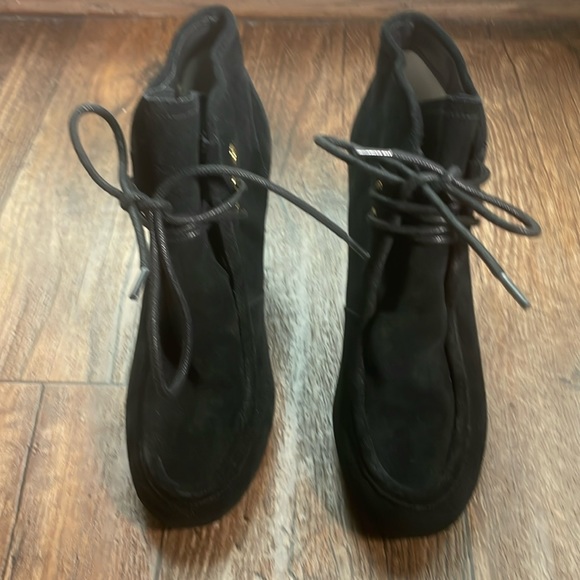 Michael Kors Beth Black Suede Lace Up Platform Ankle Boot Sz 7. Like New. - Picture 1 of 12